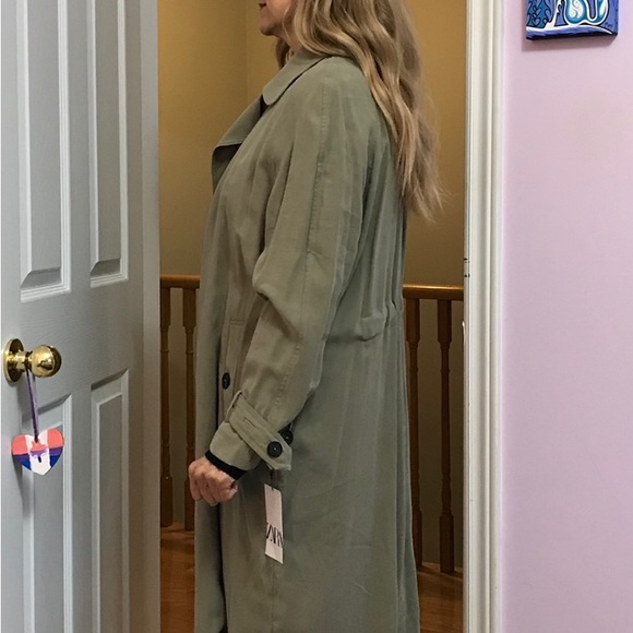 Zara trench coat - Picture 2 of 7